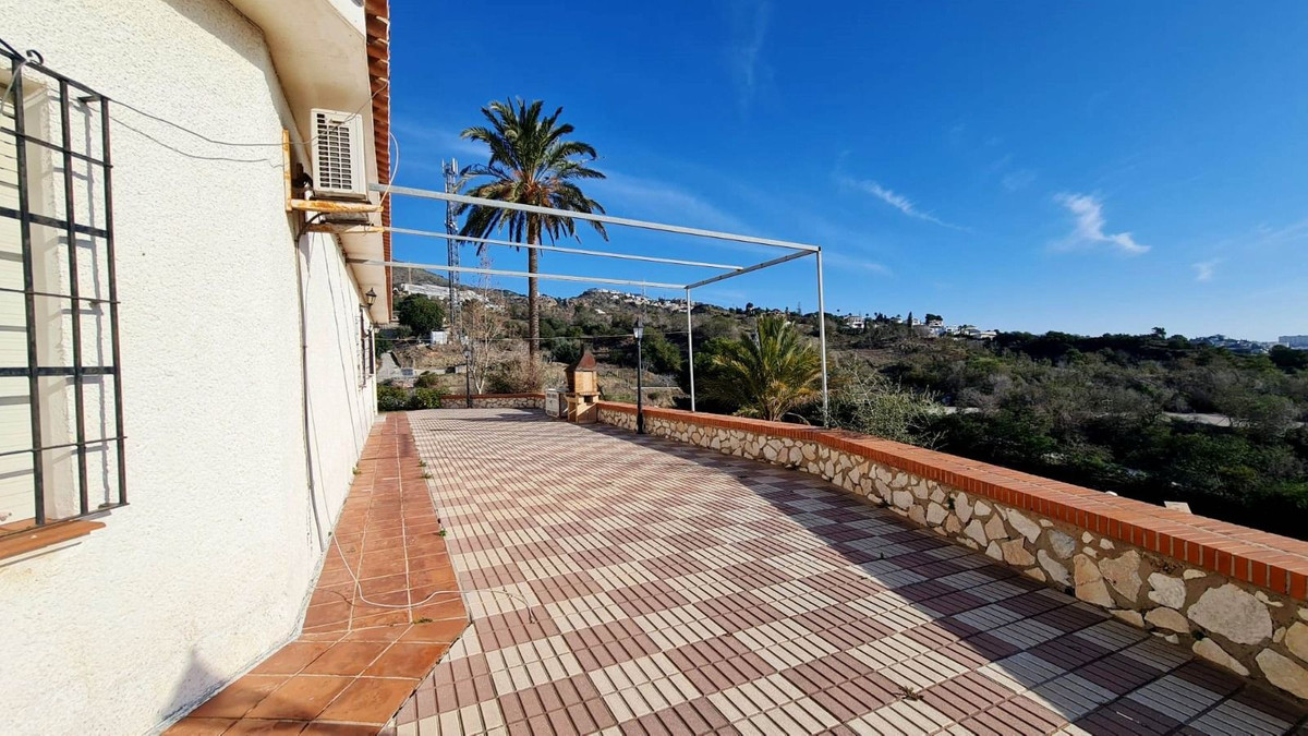 Huis te koop in Benalmadena | 7 slaapkamers H5159359