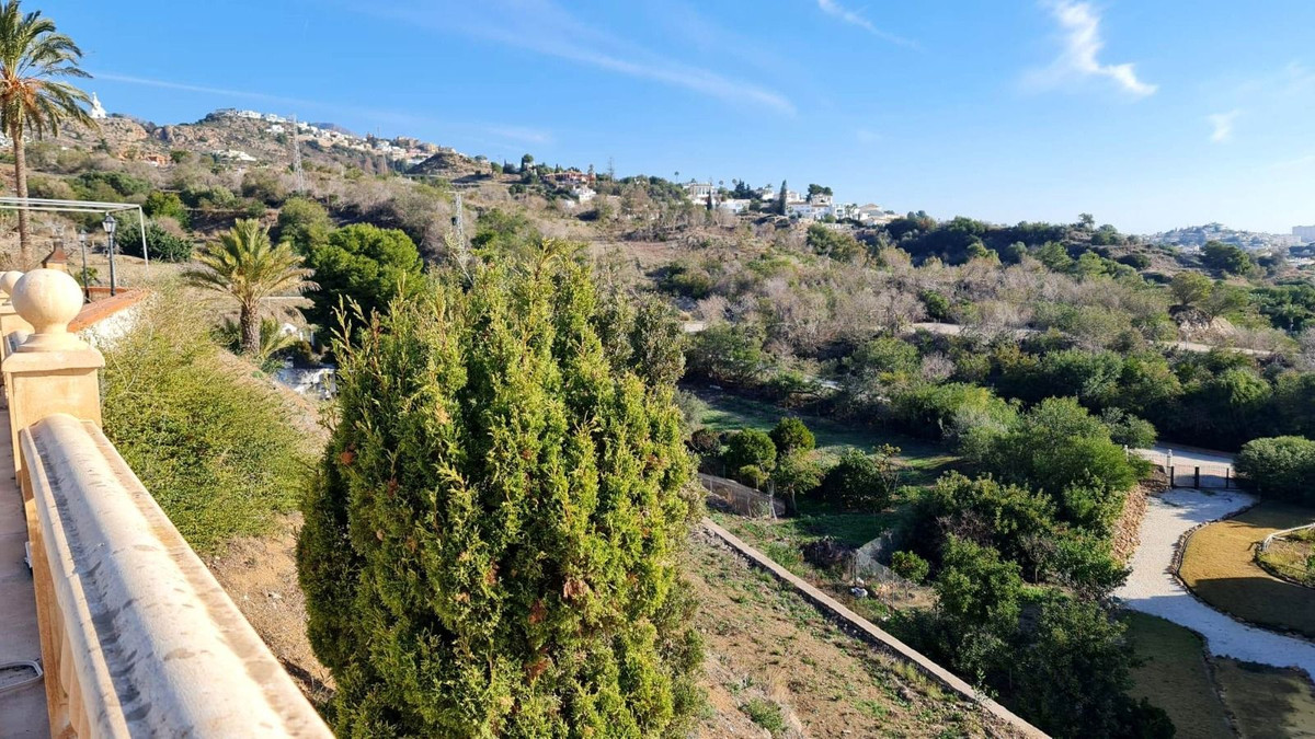 Huis te koop in Benalmadena | 7 slaapkamers H5159359