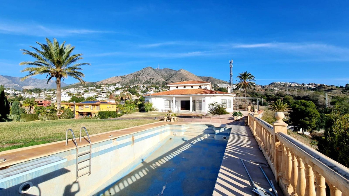Huis te koop in Benalmadena | 7 slaapkamers H5159359