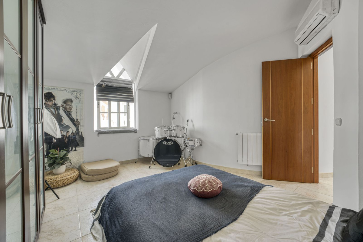 Property main view 44