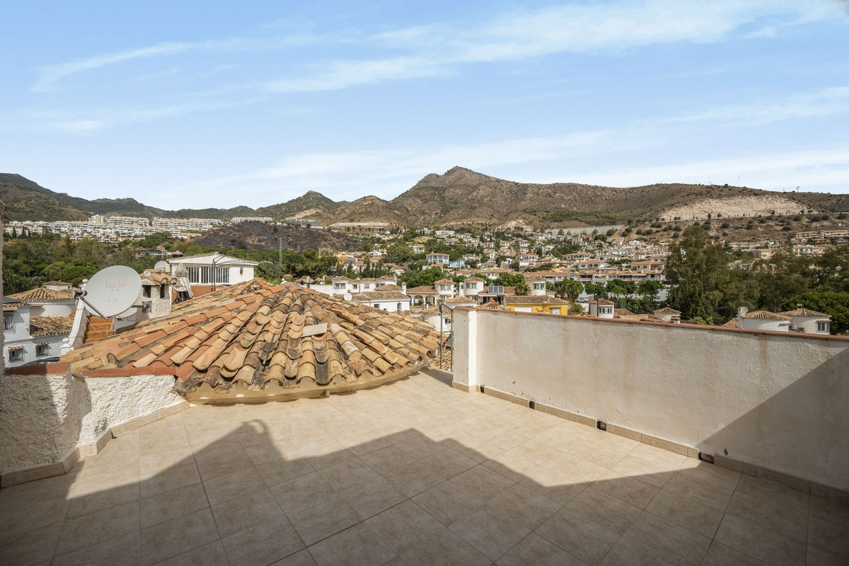 Property main view 60