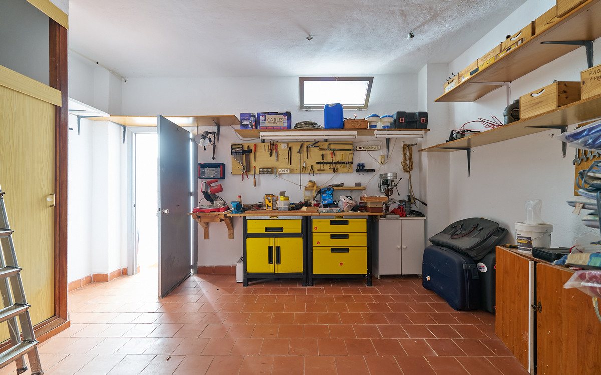 Property main view 40