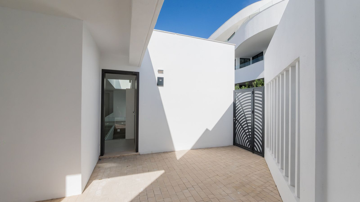 Property main view 39