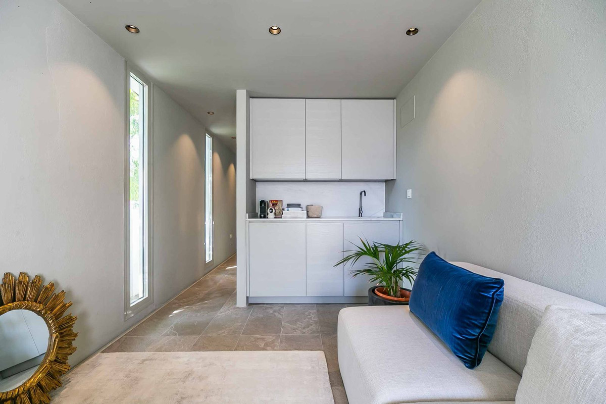 Property main view 121