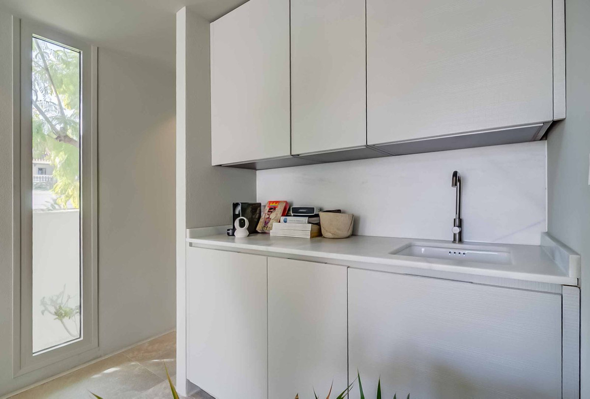 Property main view 124