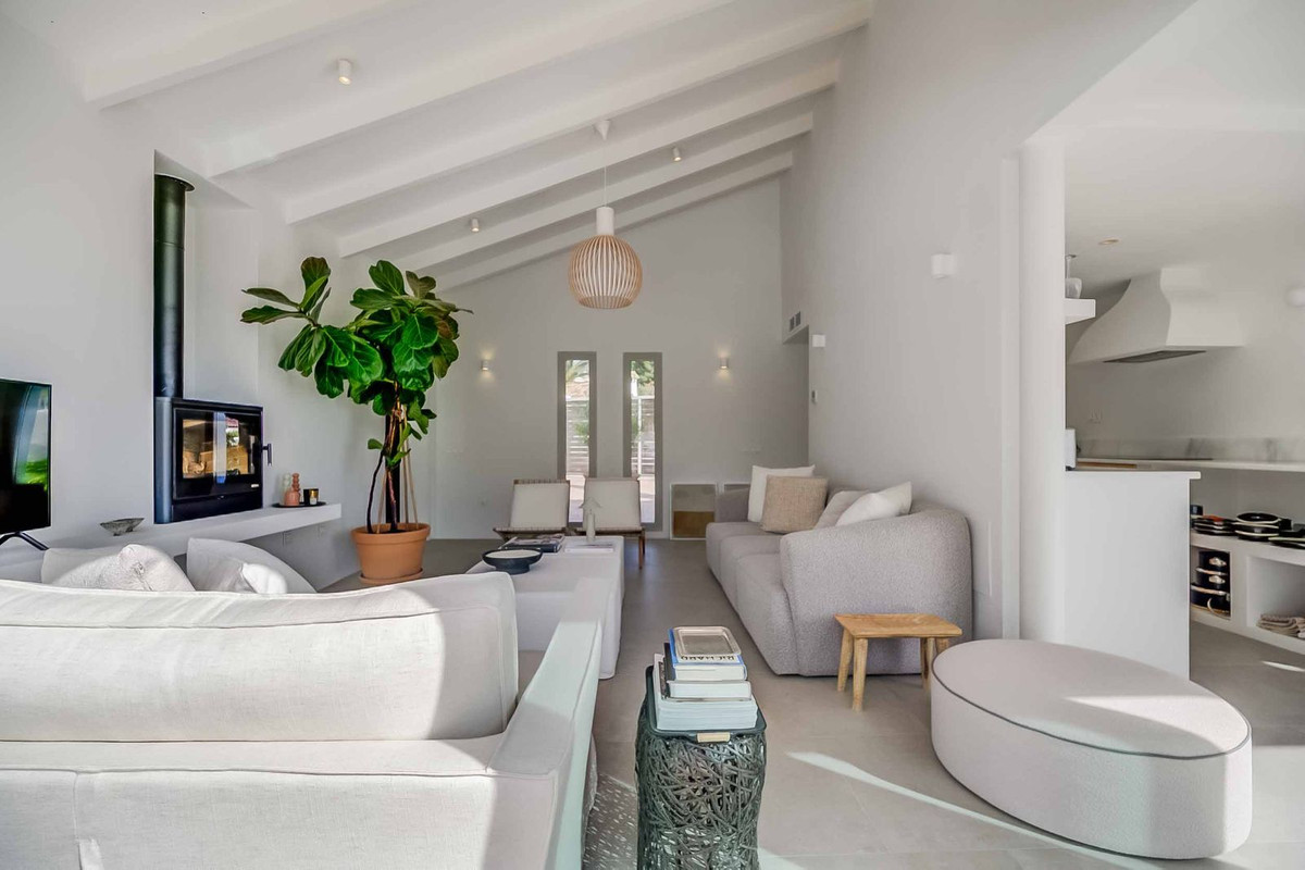 Property main view 63