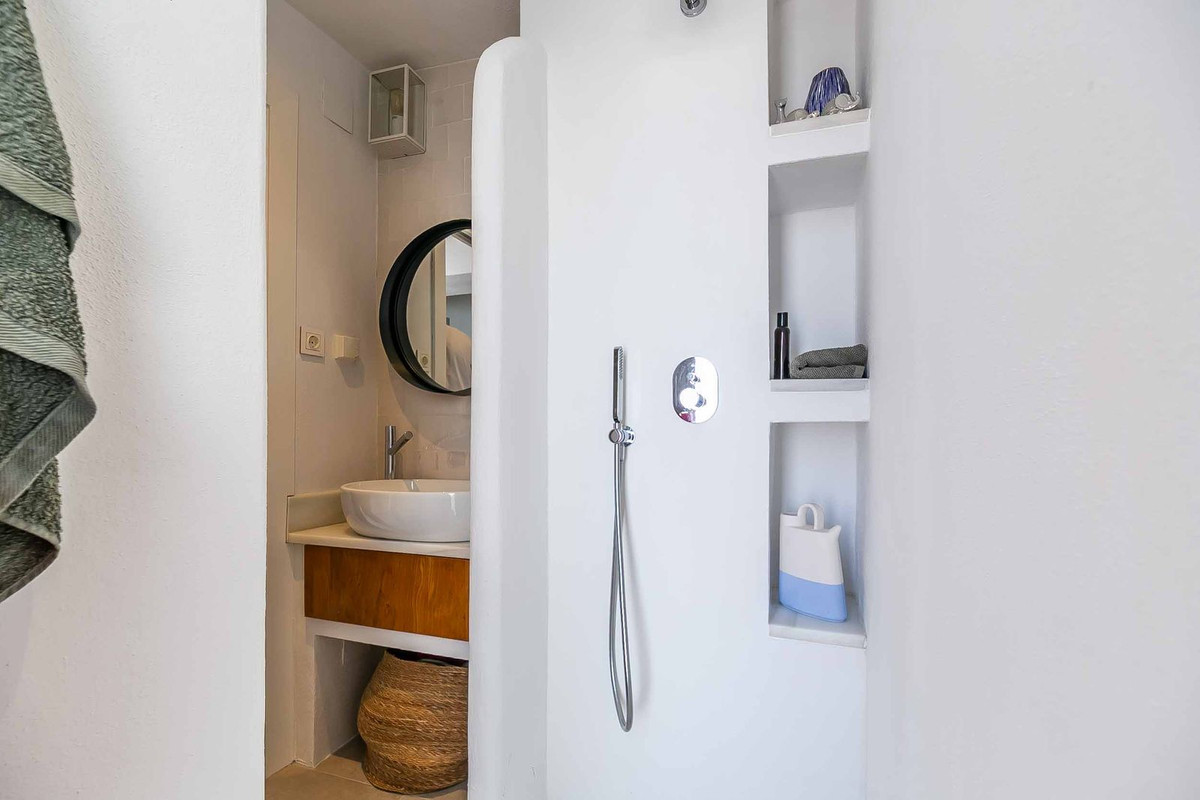 Property main view 76