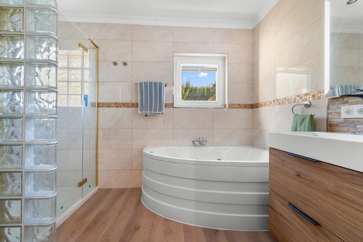 Property main view 34