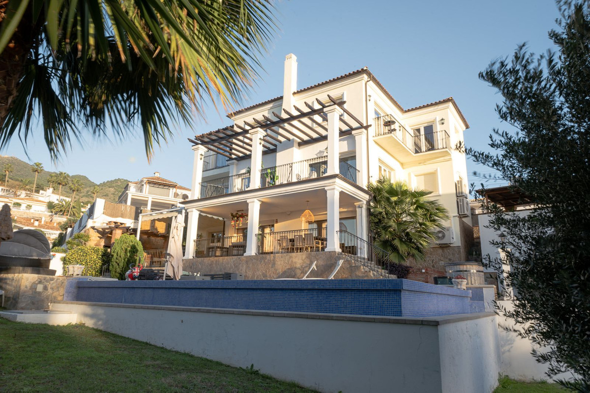 Huis te koop in Benalmadena | 5 slaapkamers H5299822