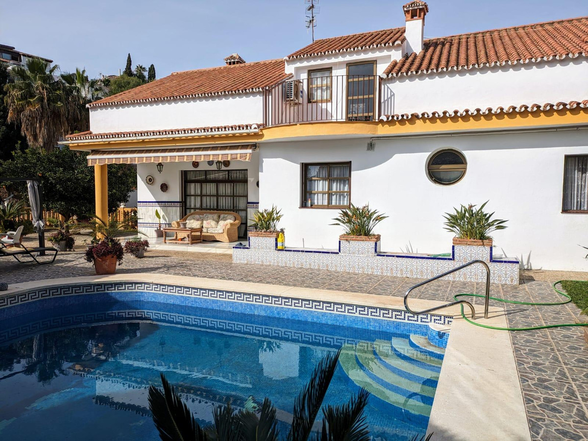 Huis te koop in Benalmadena | 5 slaapkamers H5301289