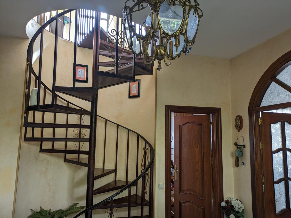 Huis te koop in Benalmadena | 5 slaapkamers H5301289