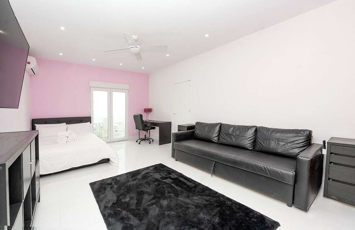 Huis te koop in Benalmadena | 6 slaapkamers H5307061