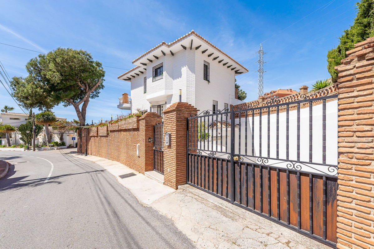 Huis te koop in Benalmadena | 4 slaapkamers H5309992