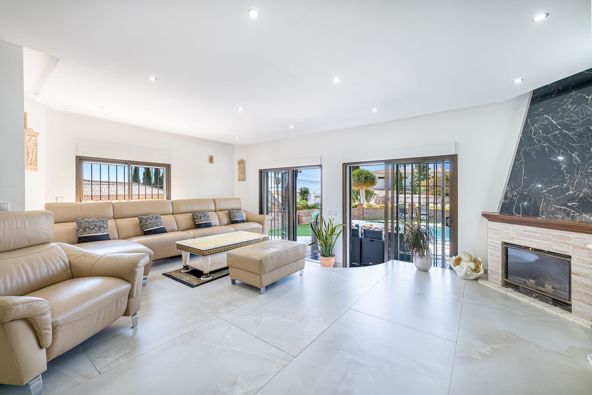 Huis te koop in Benalmadena | 4 slaapkamers H5309992