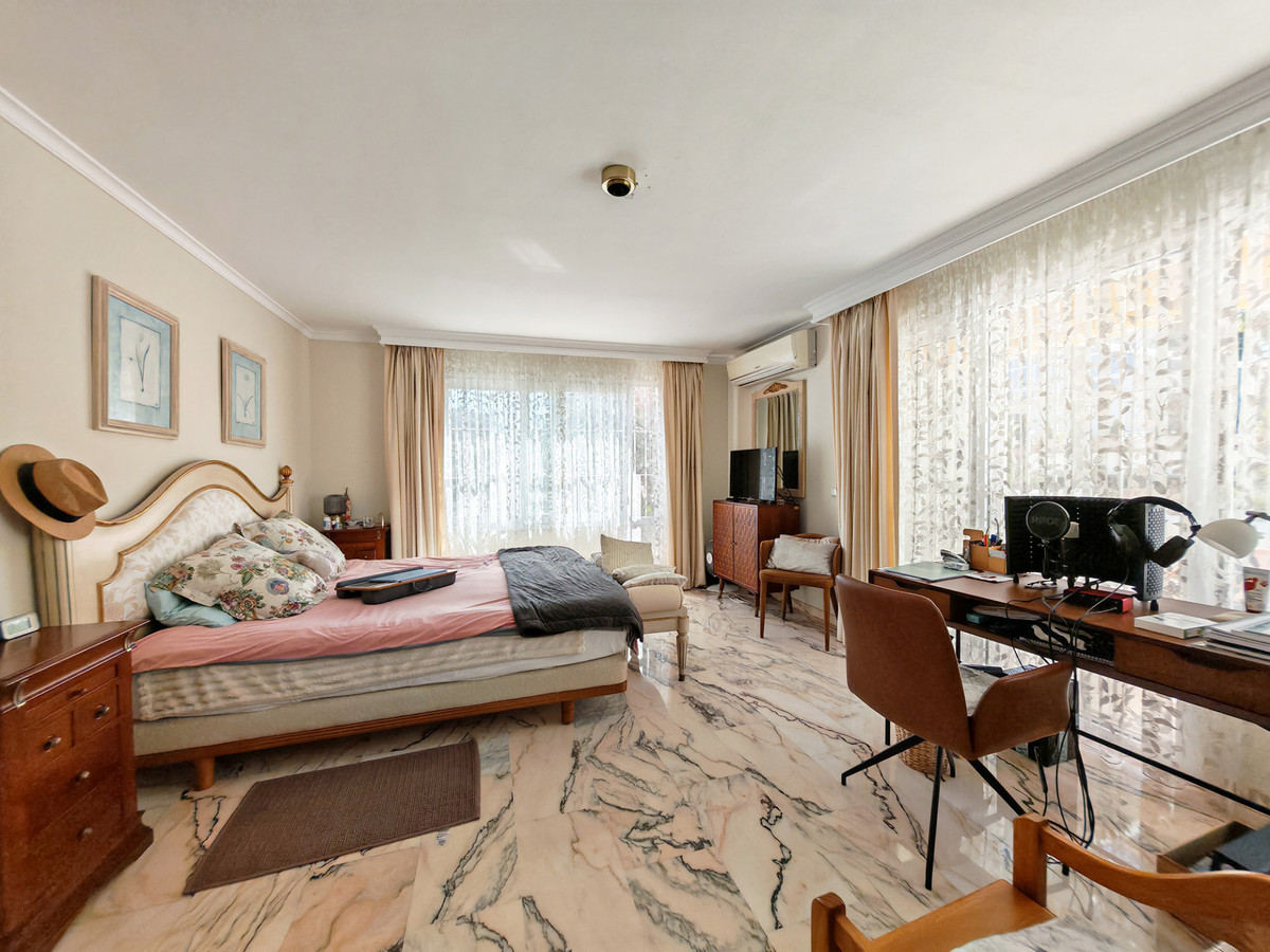 Huis te koop in Benalmadena | 5 slaapkamers H5348899