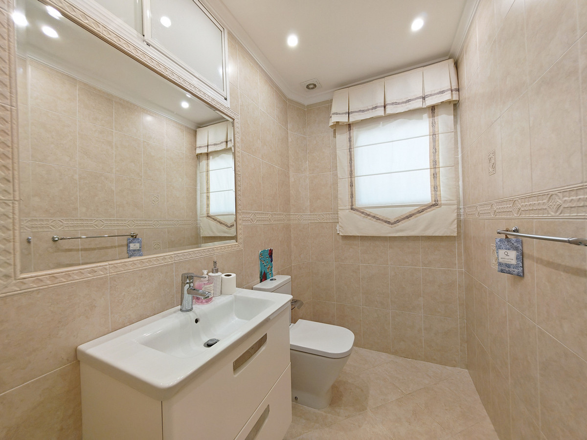 Huis te koop in Benalmadena | 5 slaapkamers H5348899