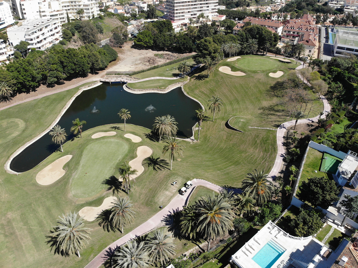 Huis te koop in Benalmadena | 5 slaapkamers H5348899