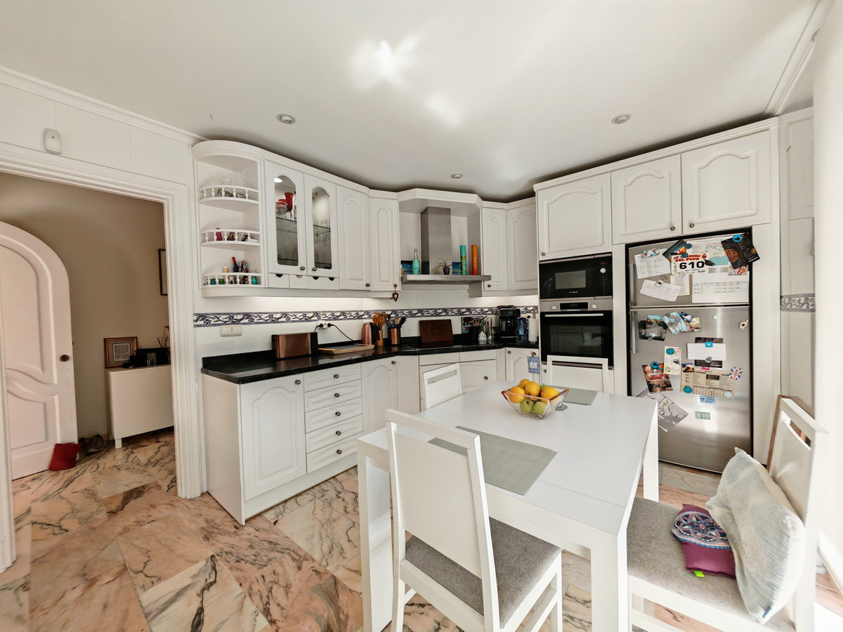 Huis te koop in Benalmadena | 5 slaapkamers H5348899