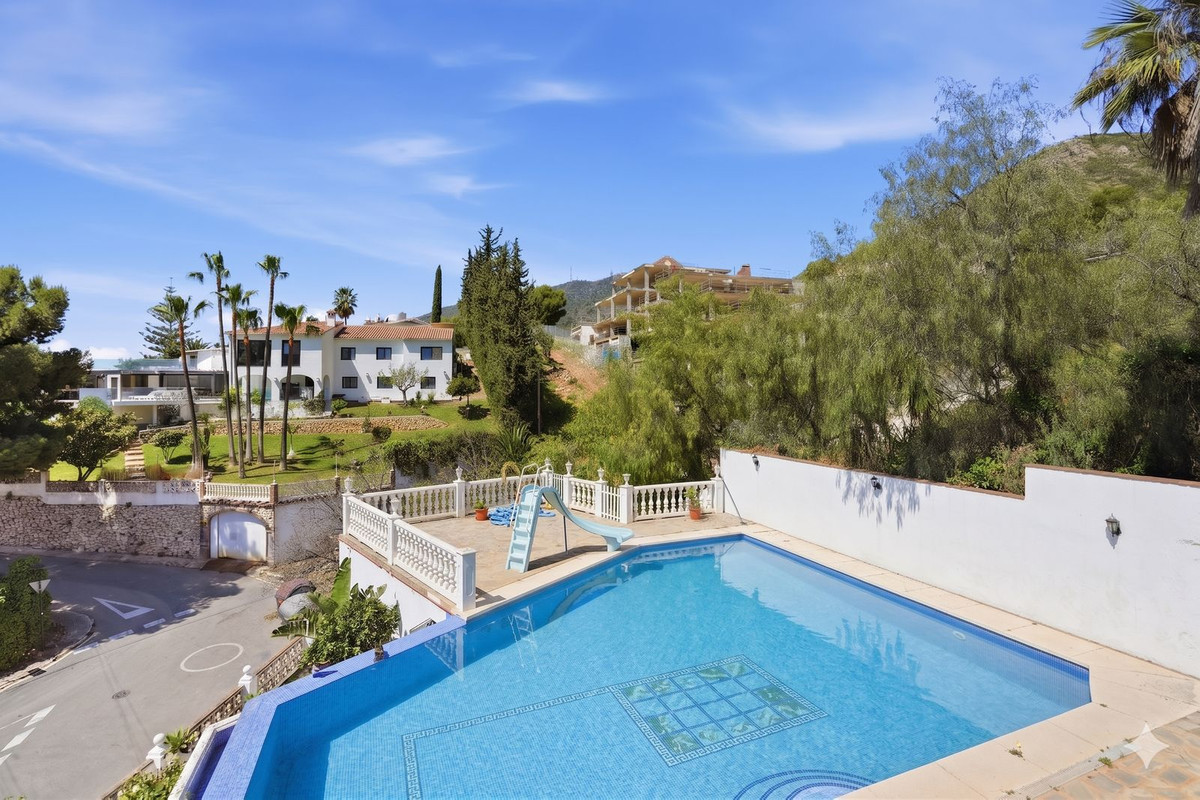 Huis te koop in Benalmadena | 6 slaapkamers H5362723