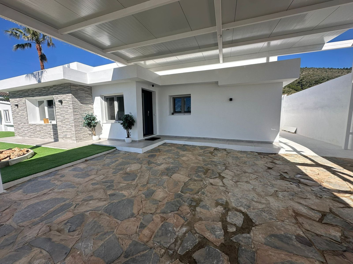 Huis te koop in Benalmadena | 4 slaapkamers H5364040