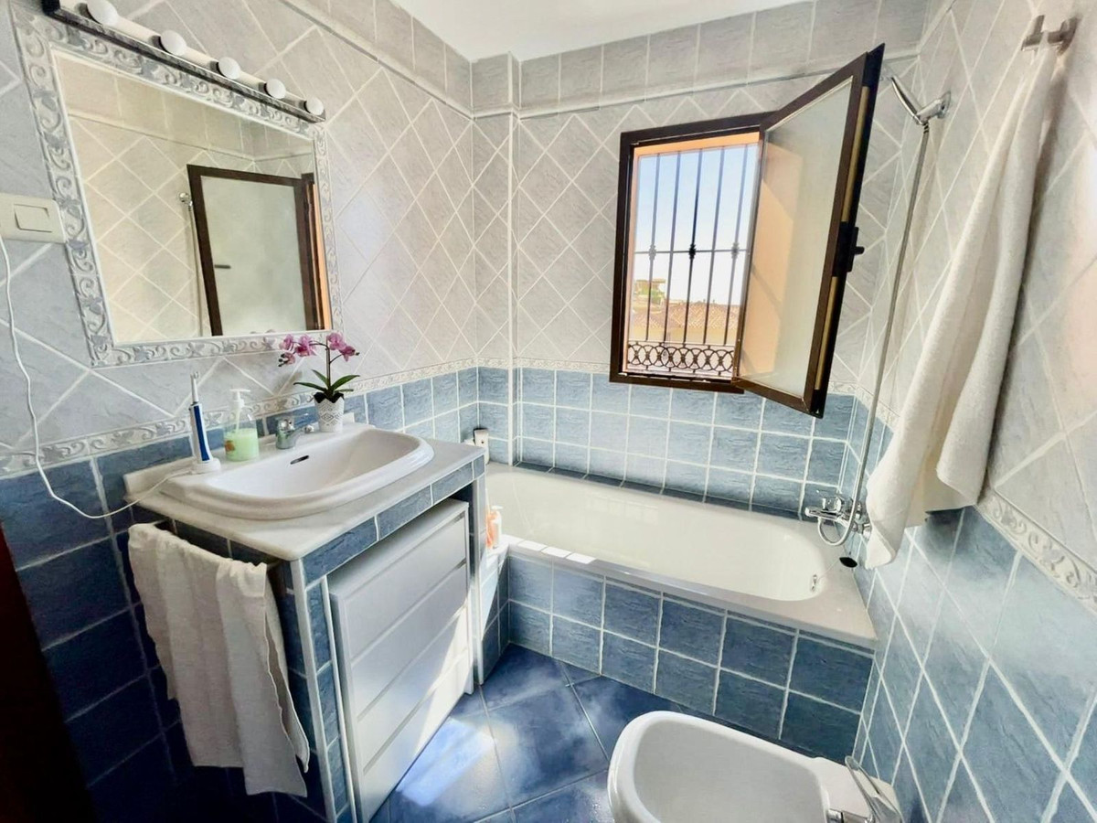 Huis te koop in Benalmadena | 4 slaapkamers H5374528
