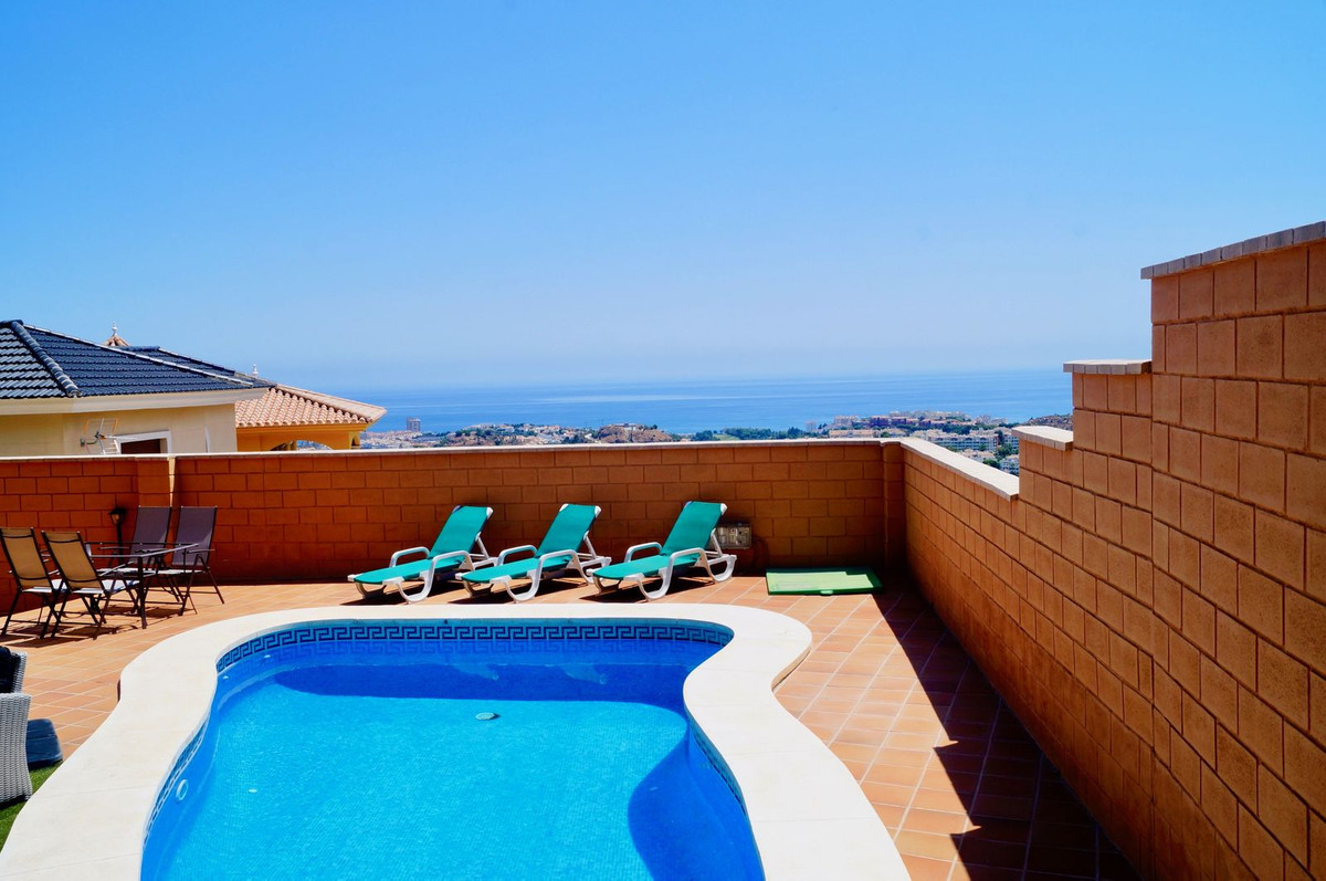 Huis te koop in Benalmadena | 4 slaapkamers H5374528
