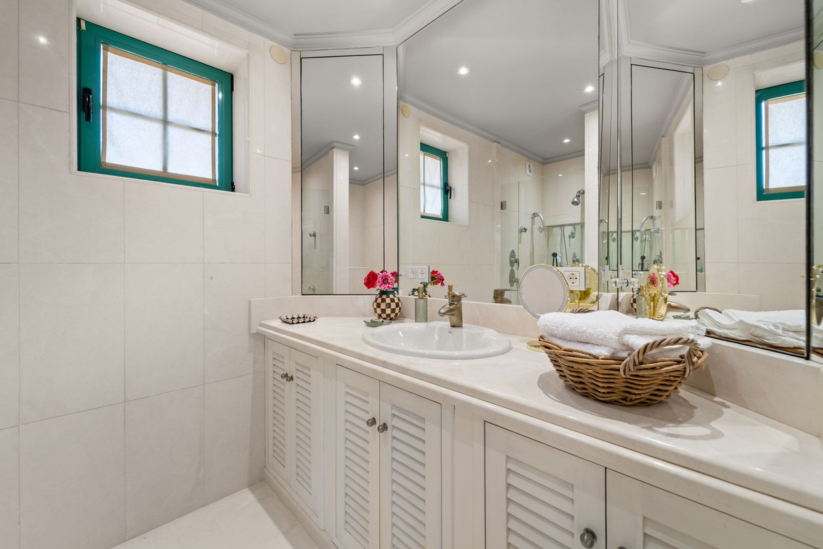 Huis te koop in Benalmadena | 8 slaapkamers H5411632