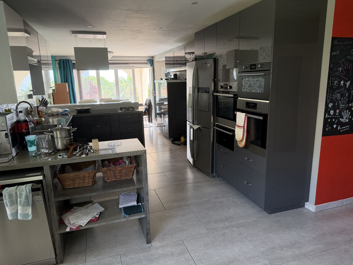 Huis te koop in Benalmadena | 4 slaapkamers H5423305