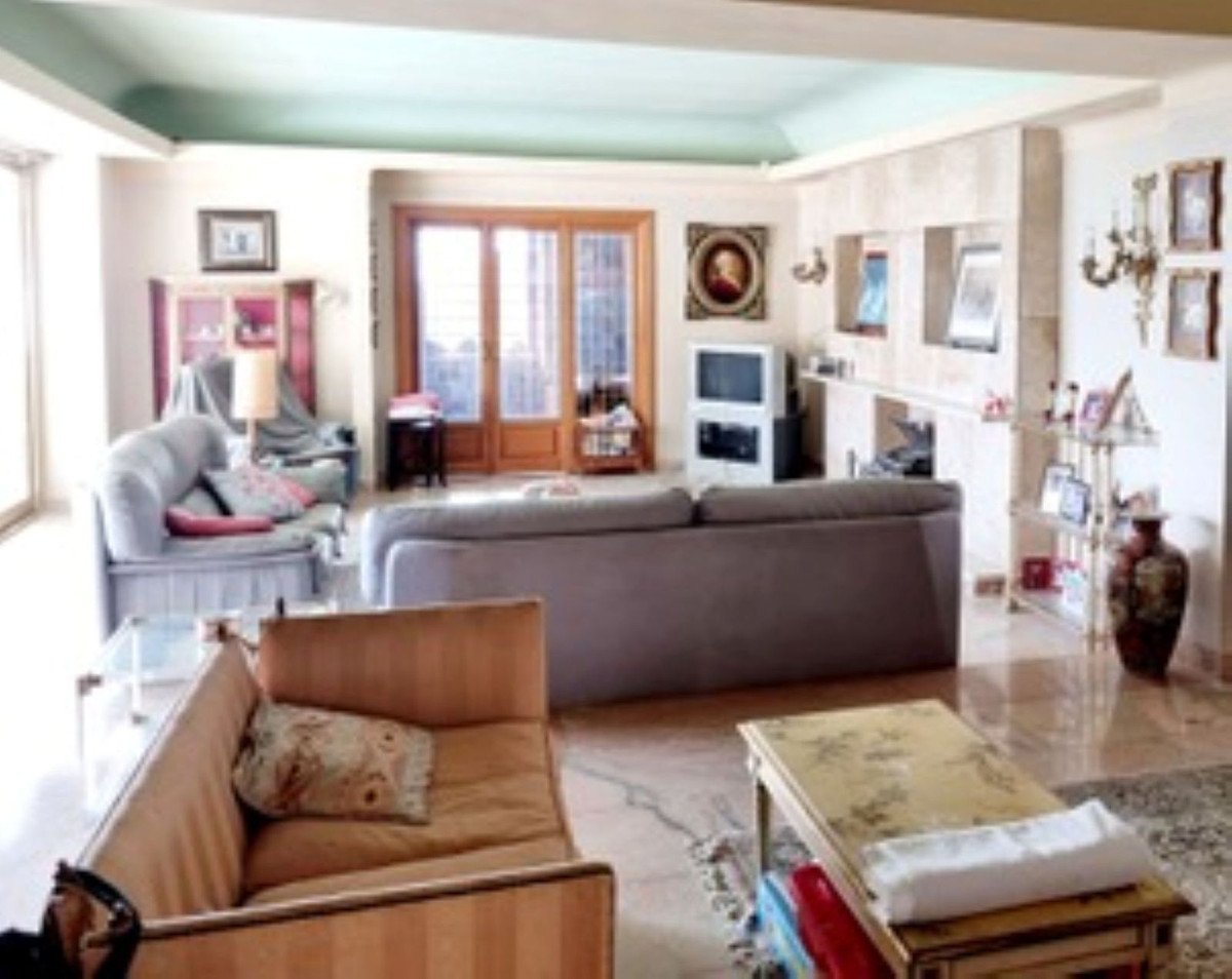 Huis te koop in Benalmadena | 4 slaapkamers H5426944