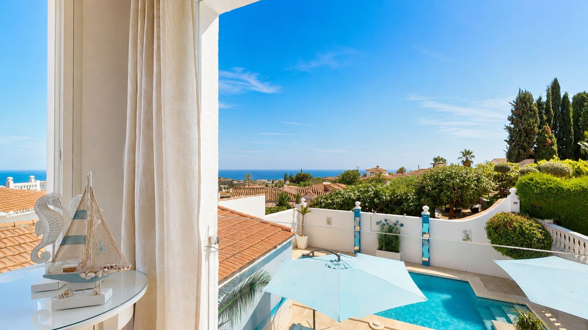 Huis te koop in Benalmadena | 4 slaapkamers H5442211