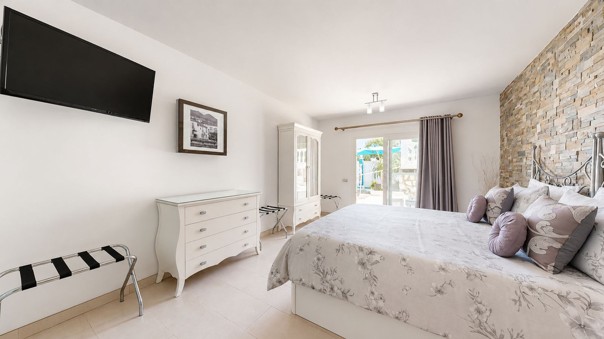 Huis te koop in Benalmadena | 4 slaapkamers H5442211