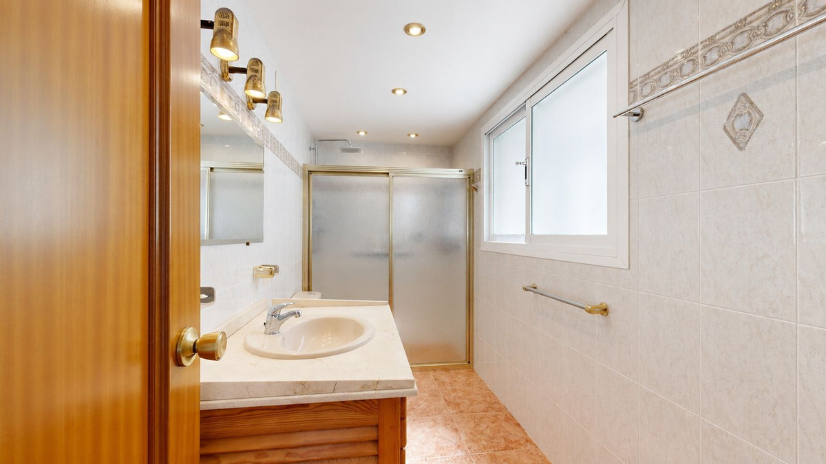 Huis te koop in Benalmadena | 4 slaapkamers H5442211