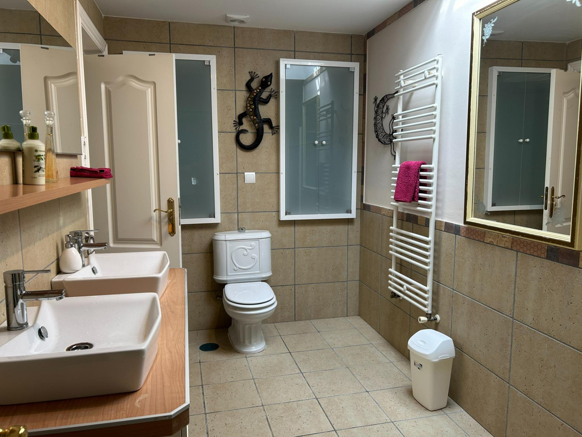 Huis te koop in Benalmadena | 4 slaapkamers H5484151
