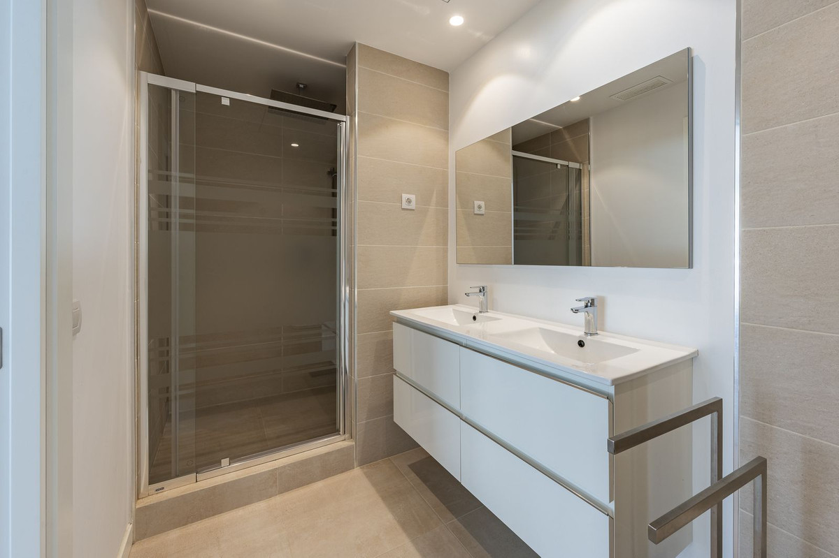 Huis te koop in Benalmadena | 5 slaapkamers H5492536