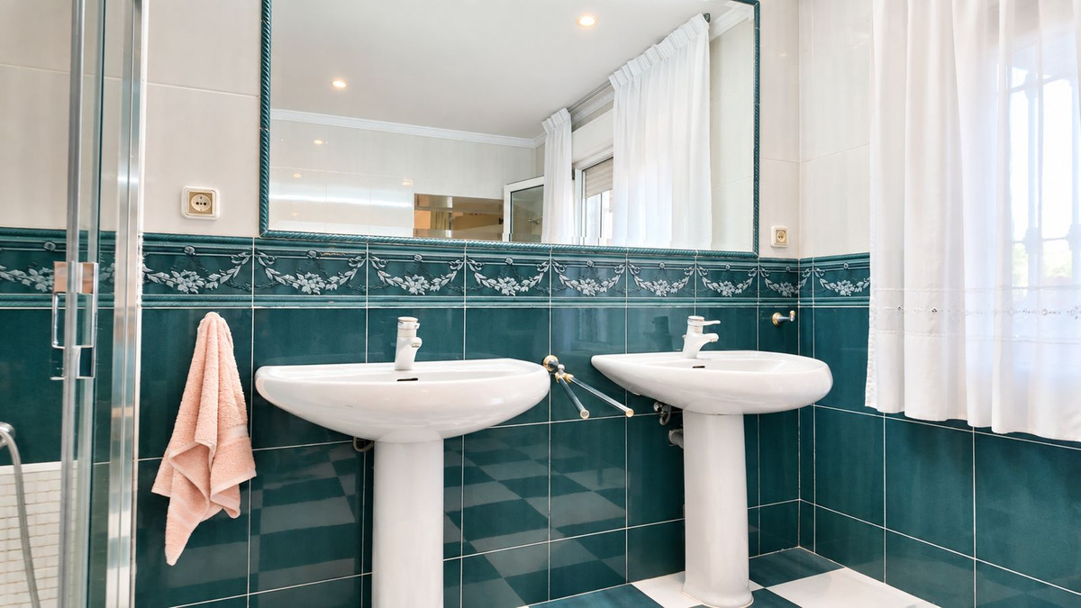 Huis te koop in Benalmadena | 4 slaapkamers H5502769