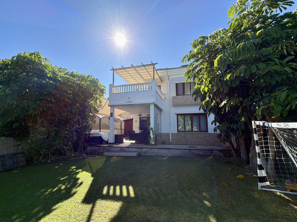Huis te koop in Benalmadena | 4 slaapkamers H5505877