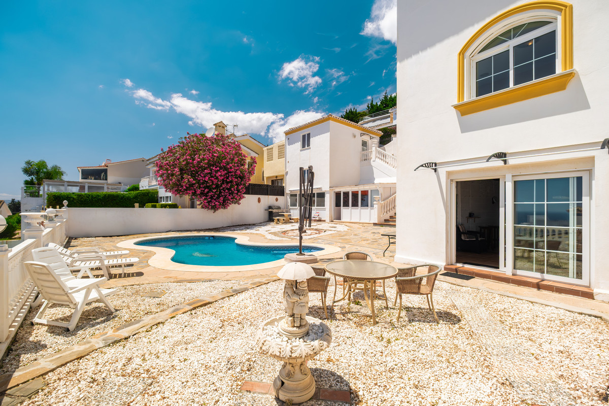 Huis te koop in Benalmadena | 5 slaapkamers H5512678