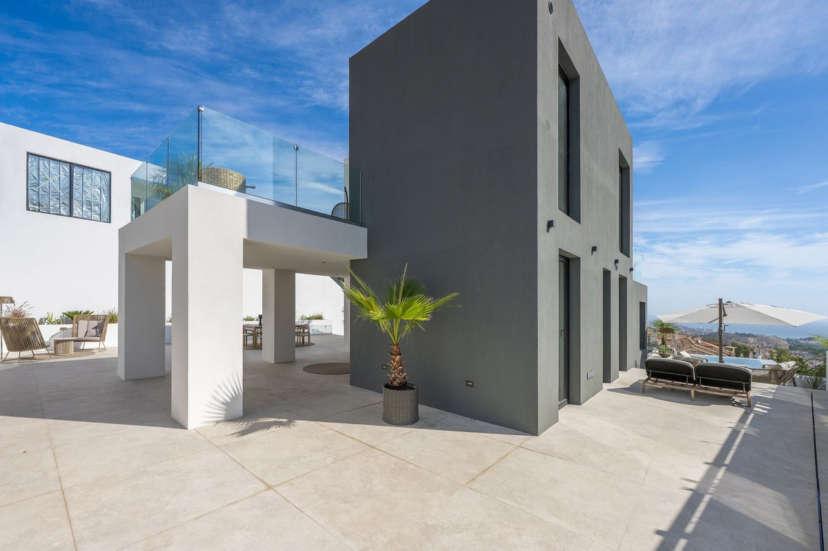 Property main view 67