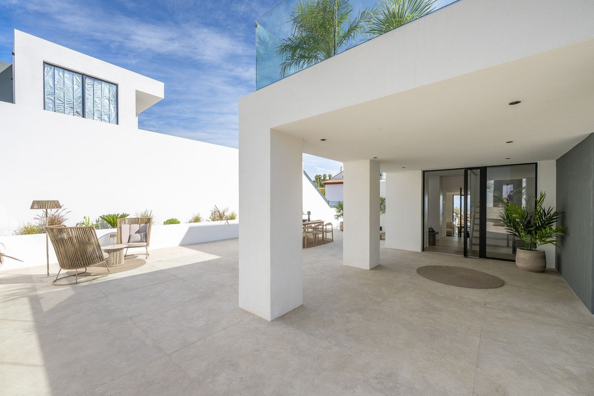 Property main view 76