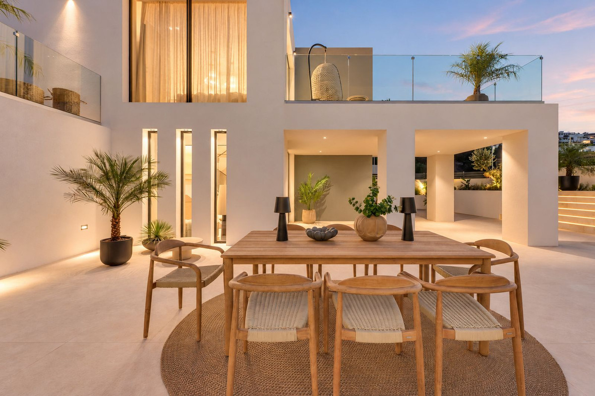 Property main view 81
