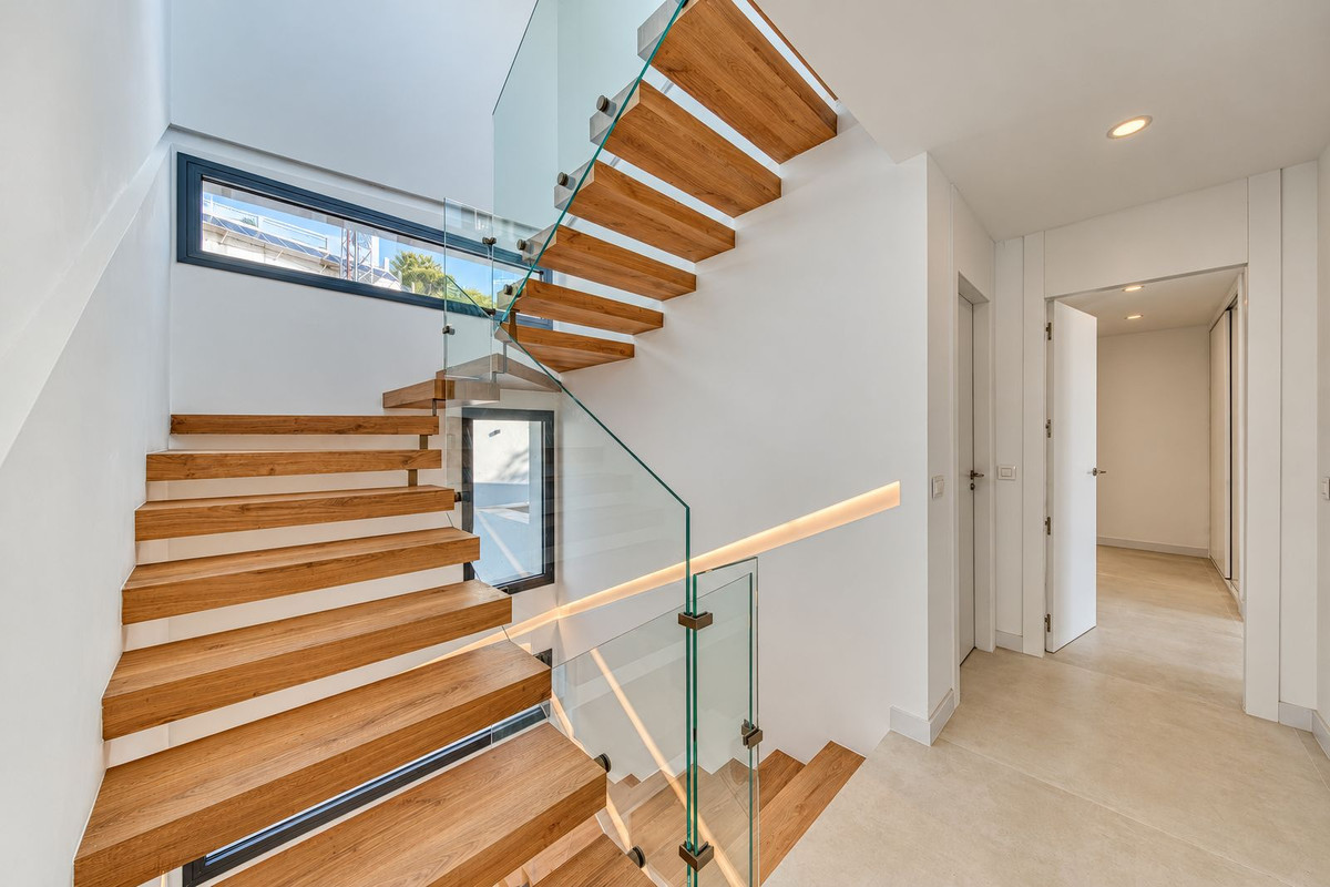 Huis te koop in Benalmadena | 5 slaapkamers H5517037
