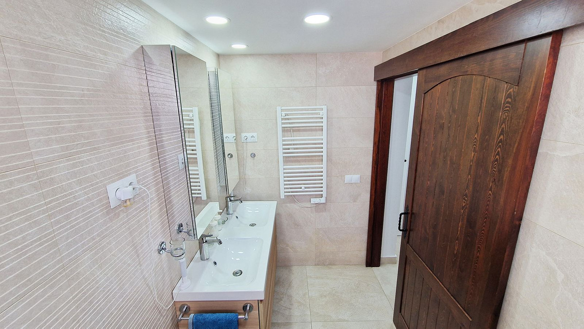 Property main view 37