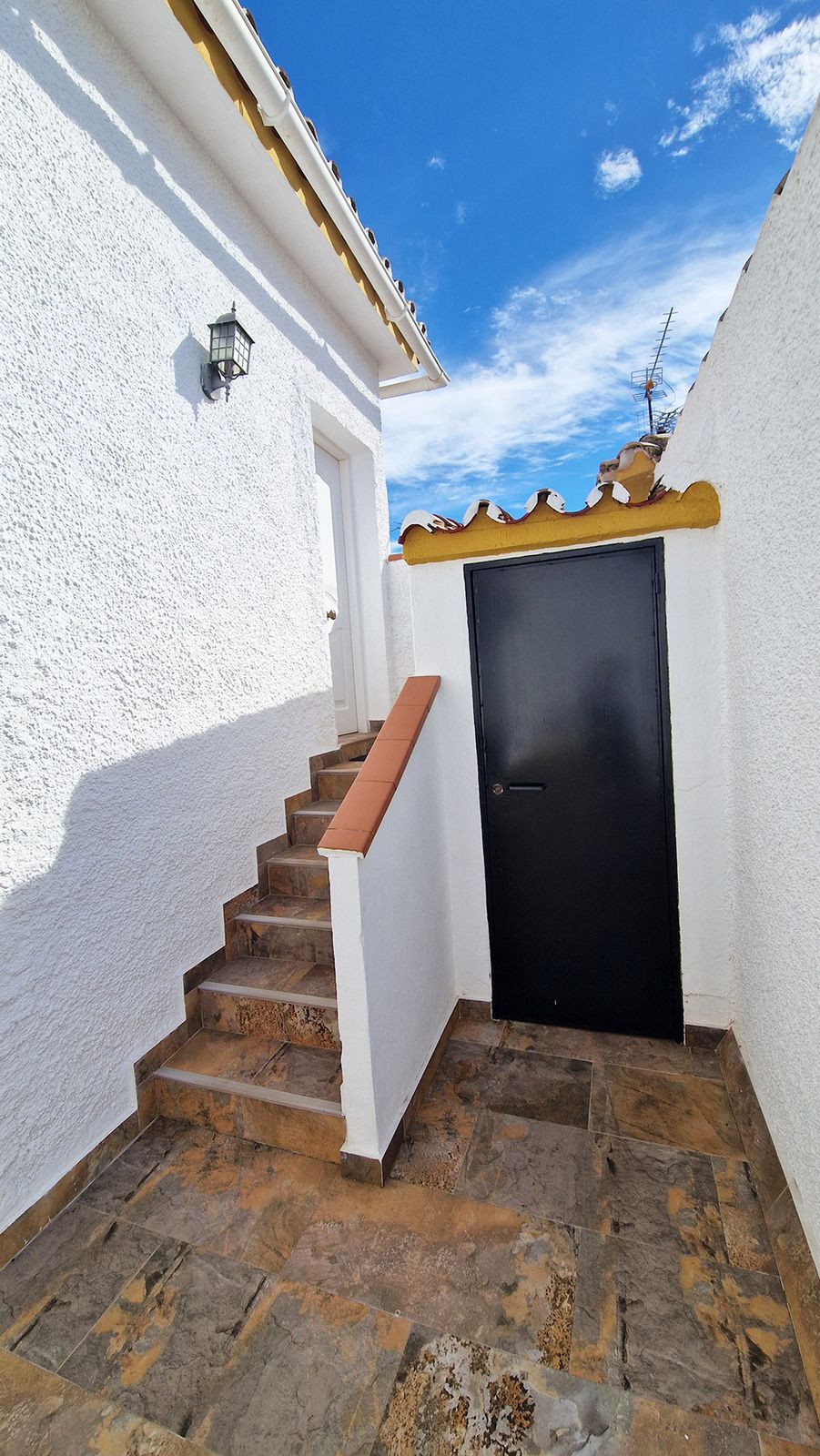 Property main view 44
