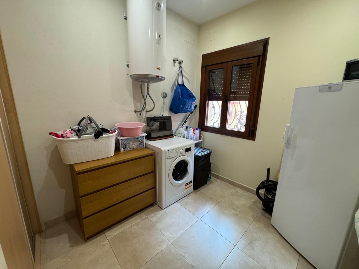 Huis te koop in Benalmadena Costa | 4 slaapkamers H5042200