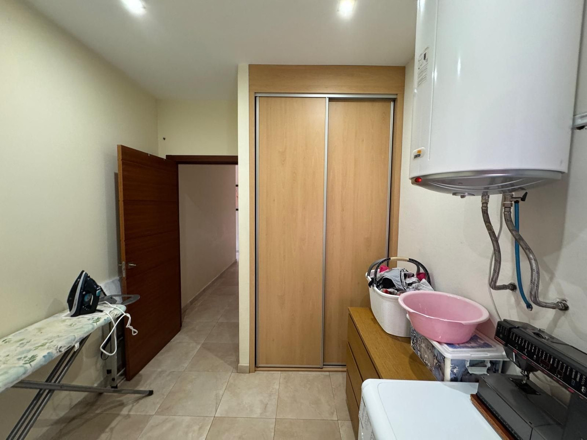 Huis te koop in Benalmadena Costa | 4 slaapkamers H5042200