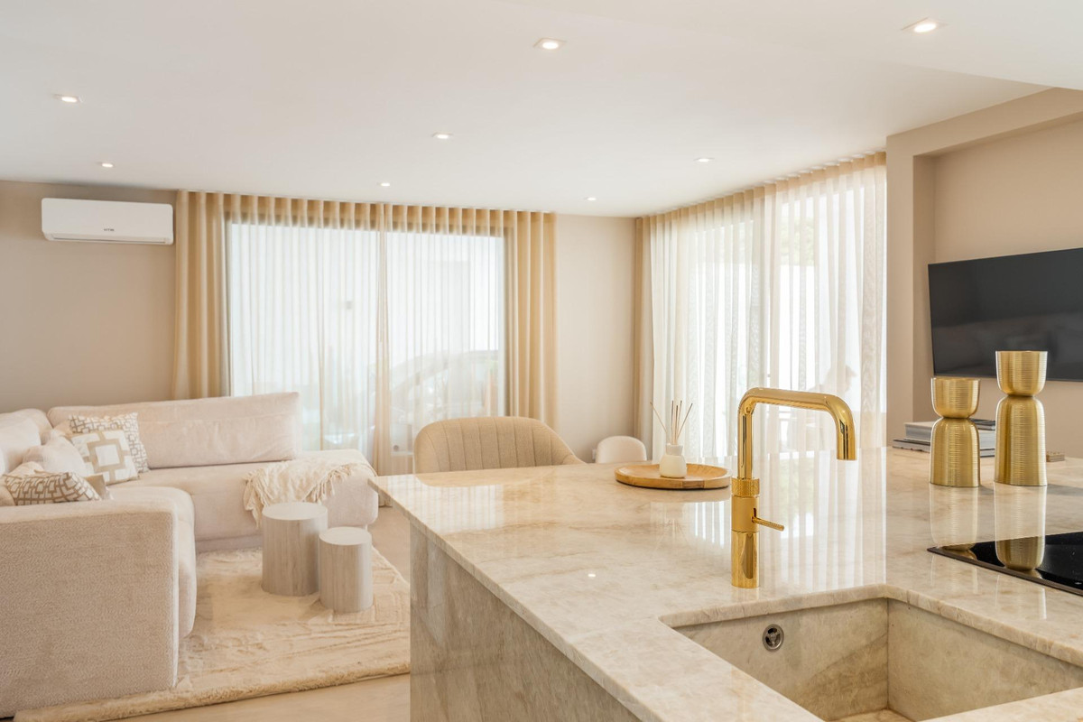 Huis te koop in Benalmadena Costa | 7 slaapkamers H5046889