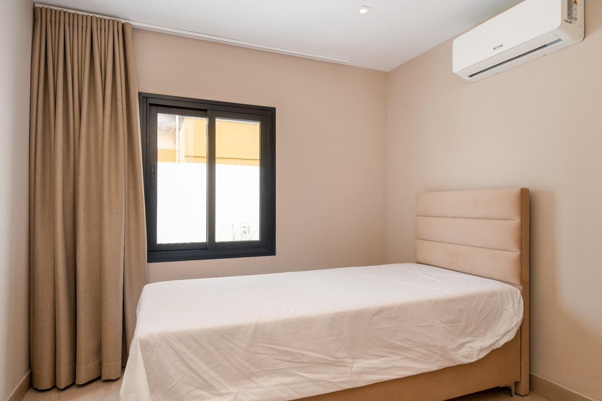 Huis te koop in Benalmadena Costa | 7 slaapkamers H5046889