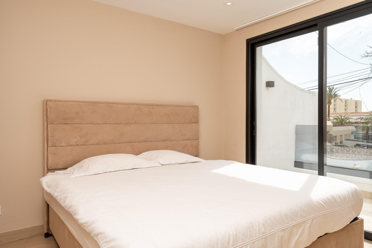 Huis te koop in Benalmadena Costa | 7 slaapkamers H5046889