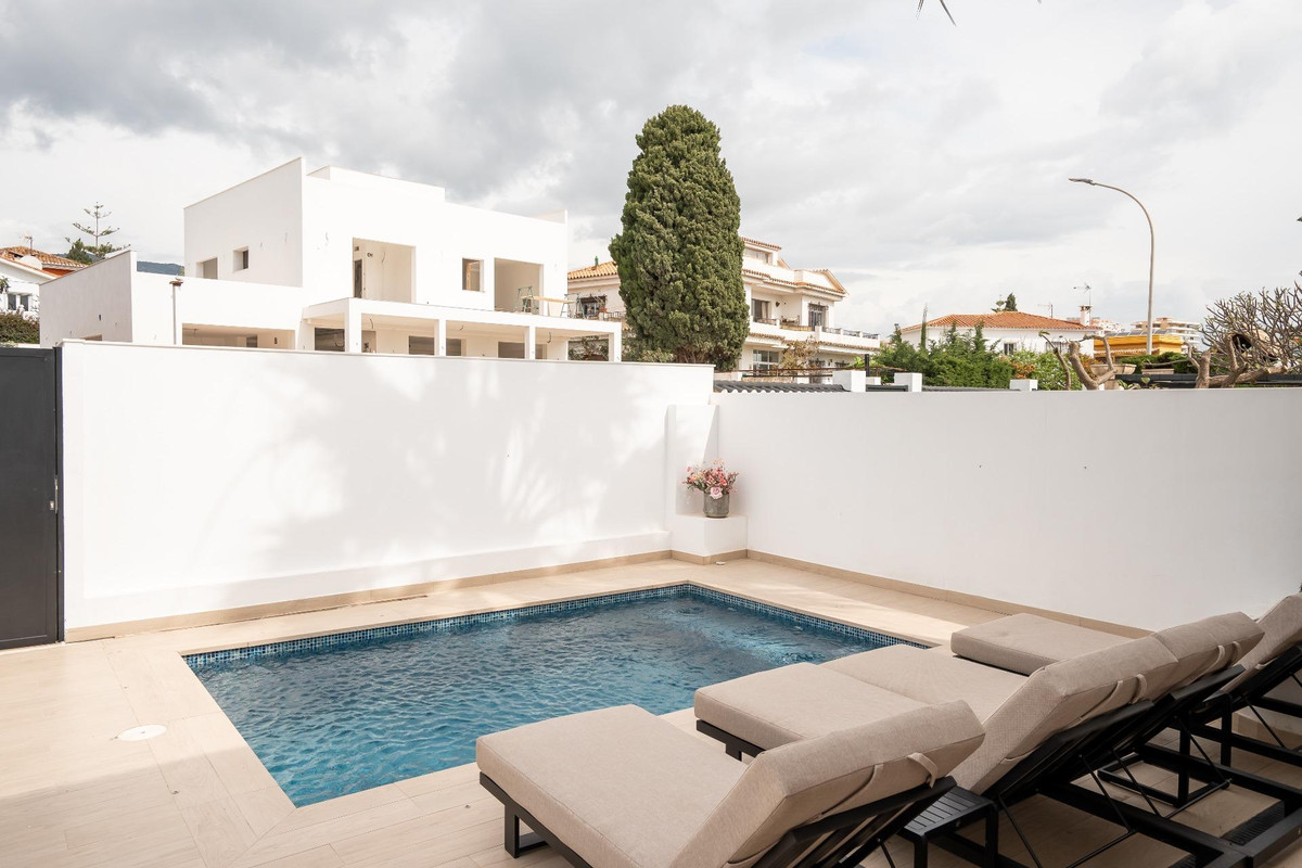 Huis te koop in Benalmadena Costa | 7 slaapkamers H5046889