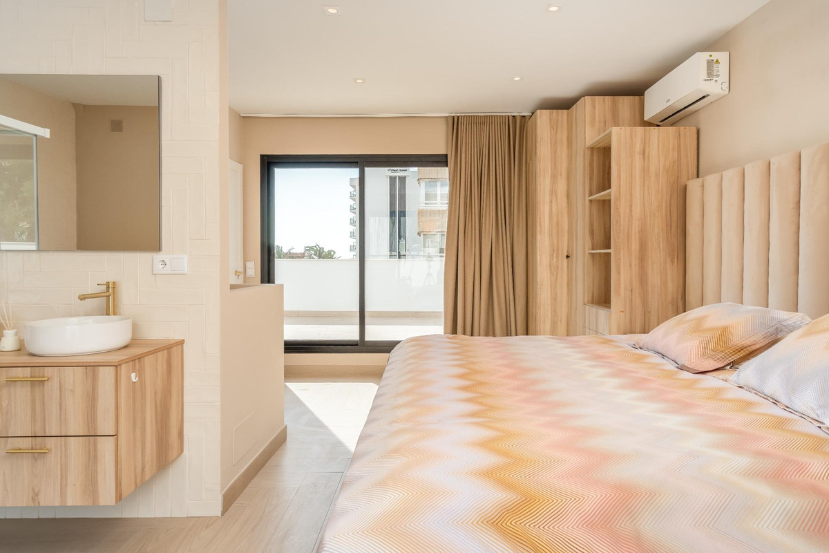 Huis te koop in Benalmadena Costa | 7 slaapkamers H5046889